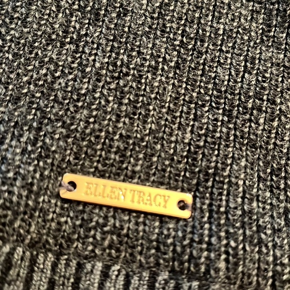 Ellen Tracy Sweater - Picture 10 of 11